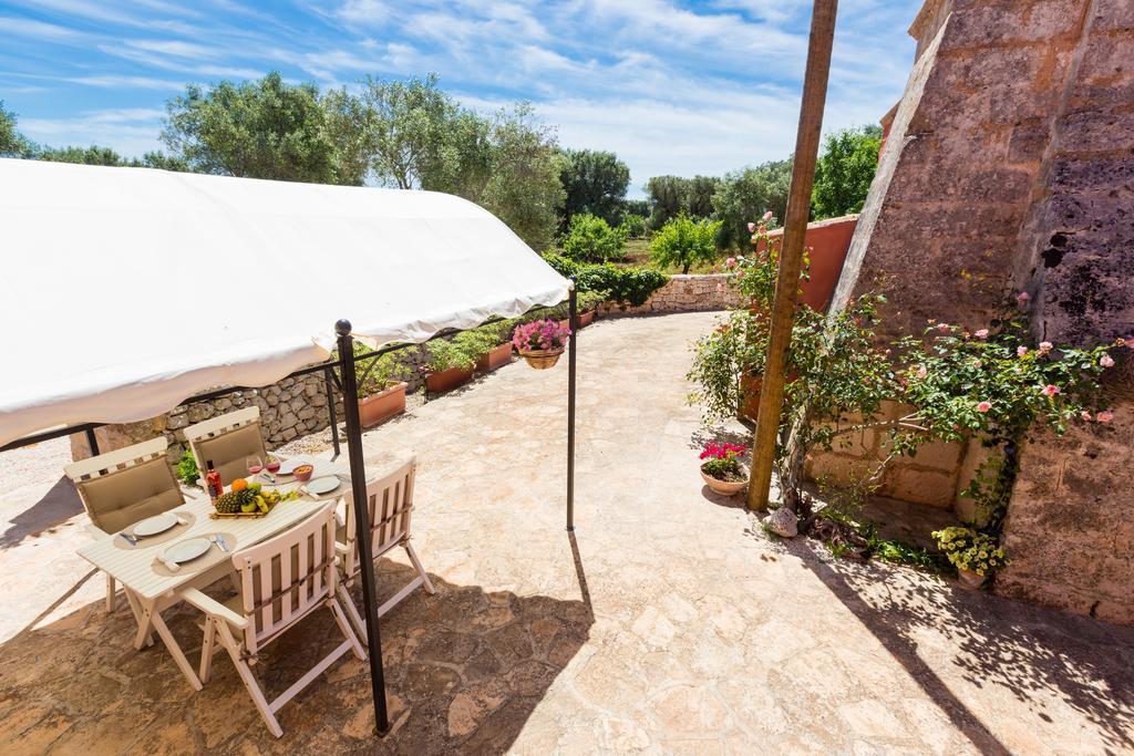 La Corte Della Masseria San Vito dei Normanni Exterior foto