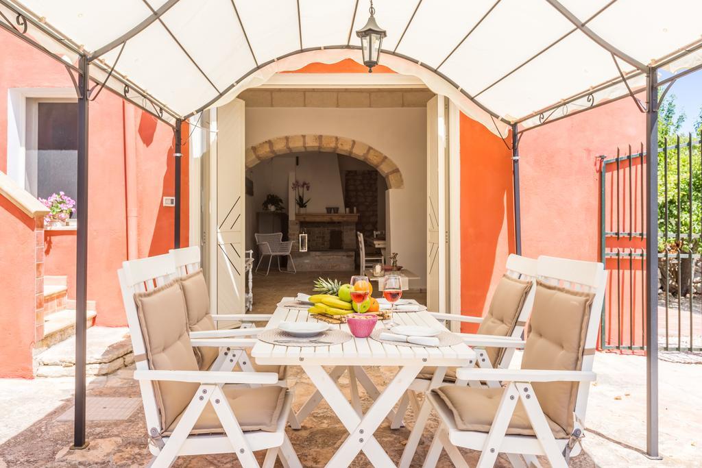 La Corte Della Masseria San Vito dei Normanni Exterior foto